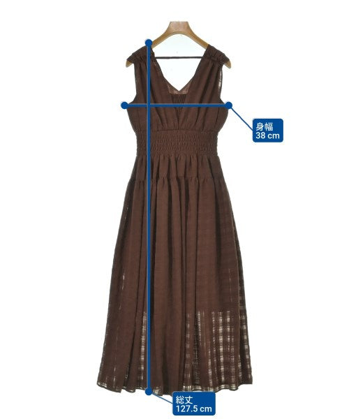 Lily Brown ชุดเดรส