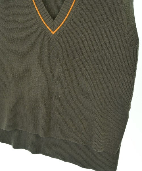Lily Brown เสื้อกั๊ก