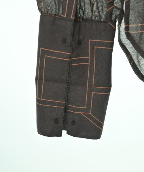Lily Brown เสื้อลำลอง