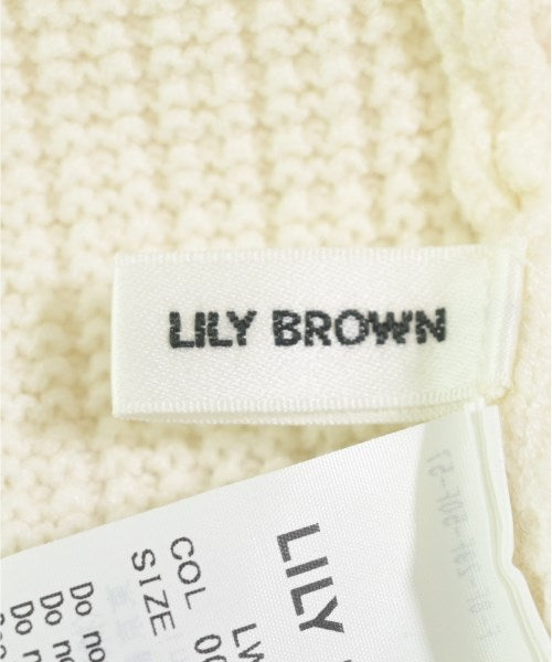 Lily Brown กระโปรงสั้น
