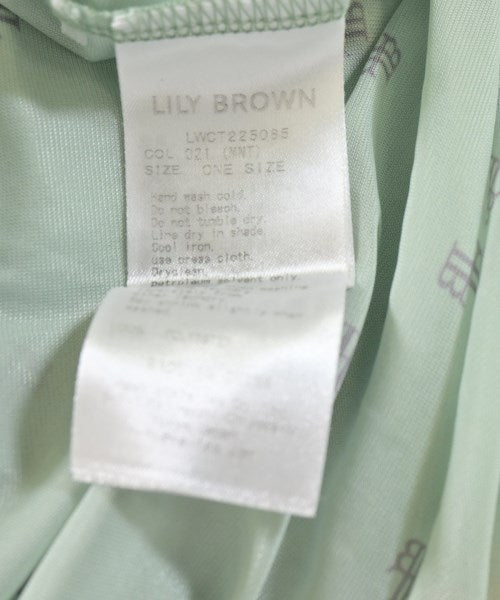 Lily Brown เสื้อยืด/เสื้อท็อปส์