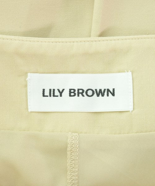 Lily Brown กางเกงขาสั้น