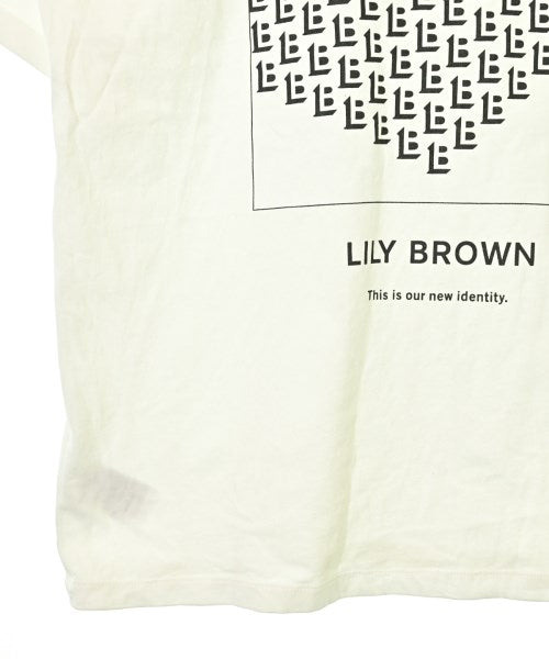 Lily Brown เสื้อยืด/เสื้อท็อปส์