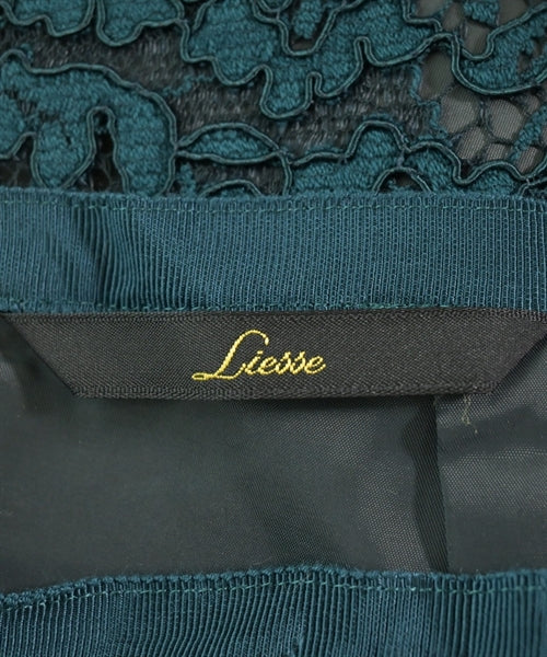 Liesse กระโปรงยาวถึงเข่า
