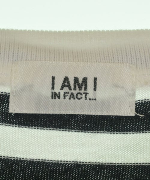 I am I เสื้อยืด/เสื้อท็อปส์