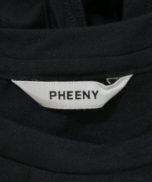 PHEENY เสื้อแขนกุด