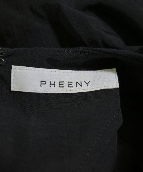 PHEENY ชุดเดรส