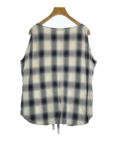 PHEENY เสื้อสตรี