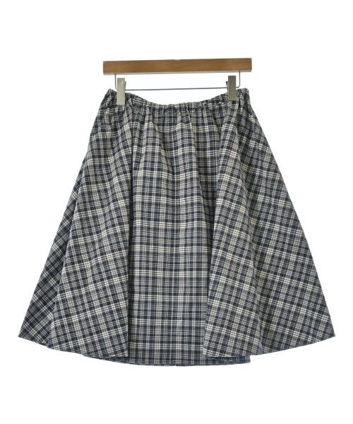 45R กระโปรงยาวถึงเข่า