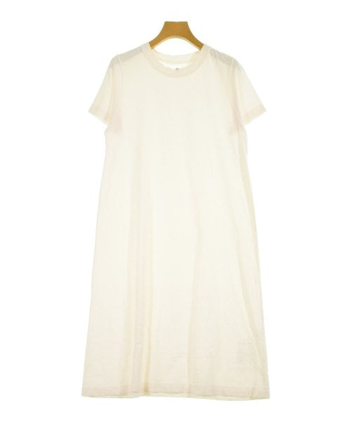 45R ชุดเดรส