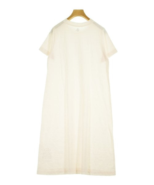 45R ชุดเดรส