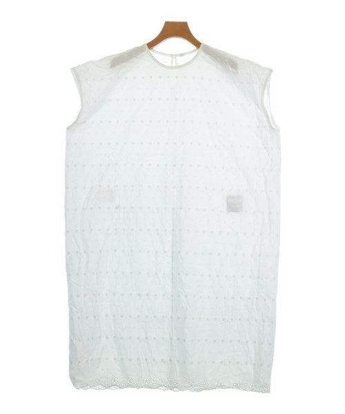 45R ชุดเดรส