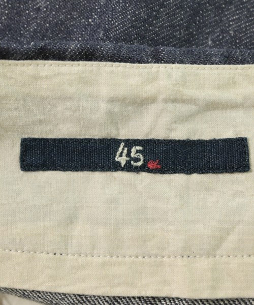 45R กระโปรงยาวถึงเข่า