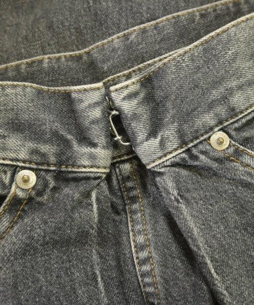 JOHN LAWRENCE SULLIVAN ยีนส์