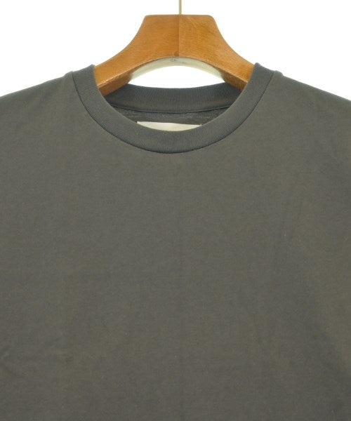 marka เสื้อยืด/เสื้อท็อปส์