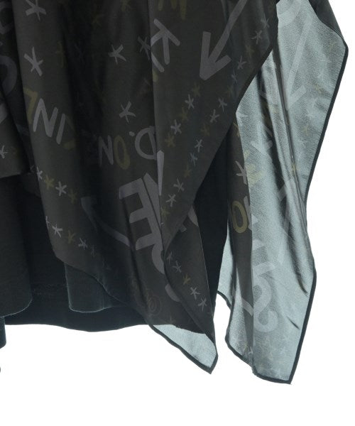 sacai เสื้อสตรี