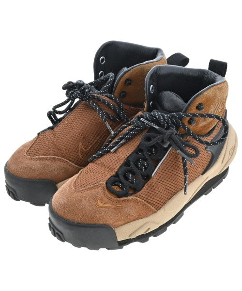 sacai รองเท้าผ้าใบ