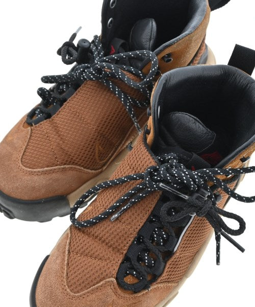 sacai รองเท้าผ้าใบ