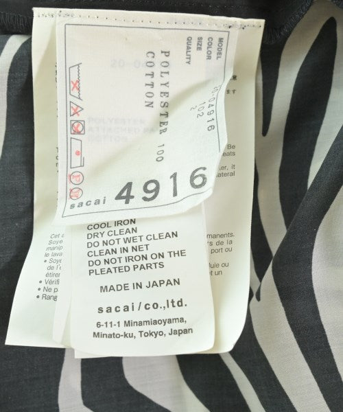 sacai เสื้อสตรี