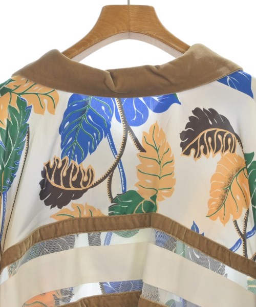 sacai เสื้อสตรี