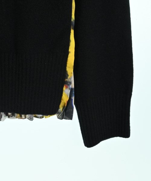 sacai เสื้อกันหนาว