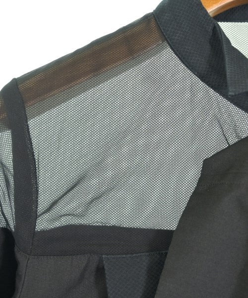 sacai เสื้อลำลอง