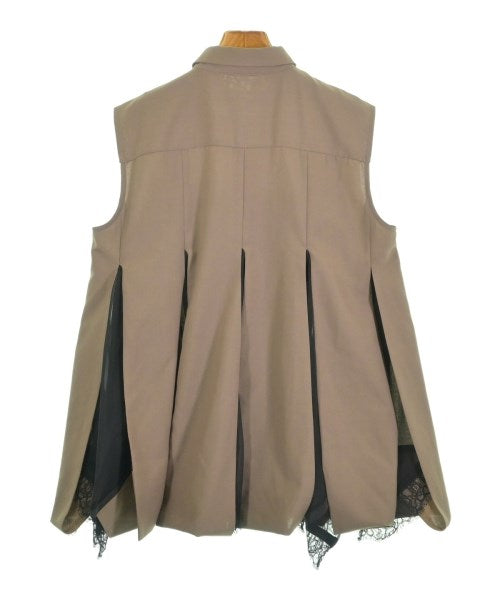 sacai เสื้อลำลอง