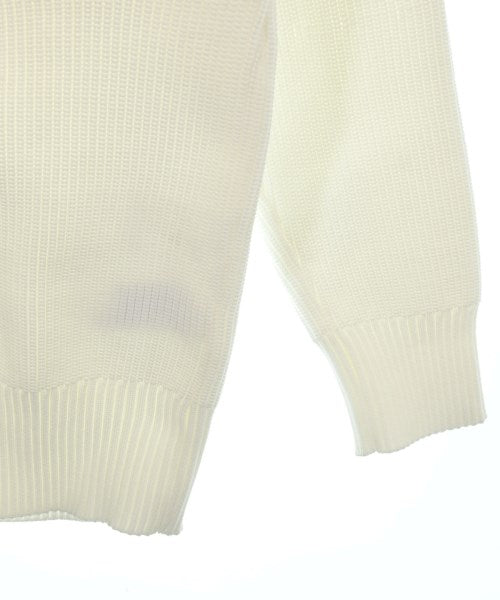 sacai เสื้อกันหนาว