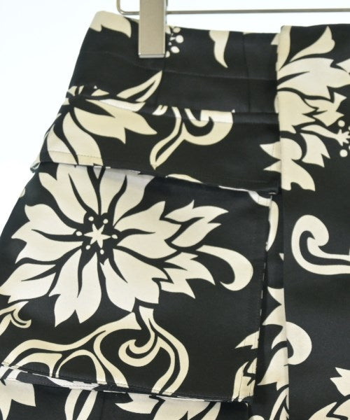 sacai กระโปรงสั้น