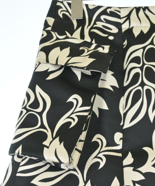 sacai กระโปรงสั้น