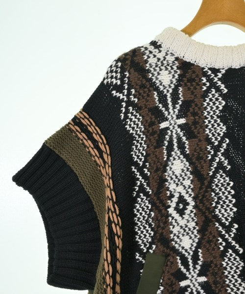 sacai เสื้อกันหนาว