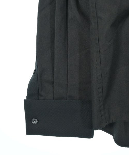 sacai เสื้อลำลอง