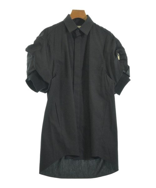 sacai เสื้อลำลอง