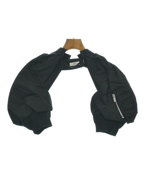 sacai เสื้อสตรี