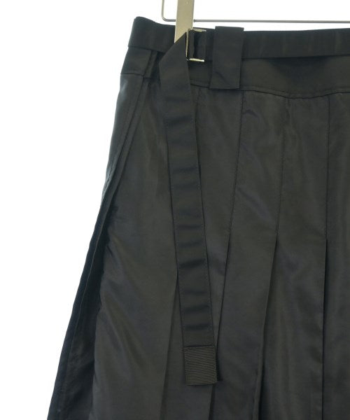 sacai กระโปรงยาวถึงเข่า