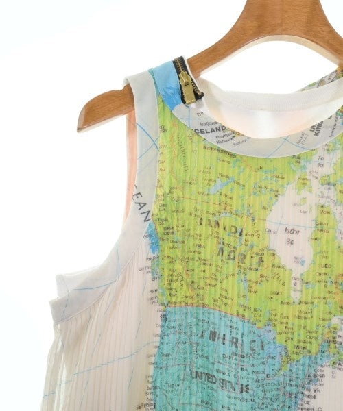 sacai แขนกุด