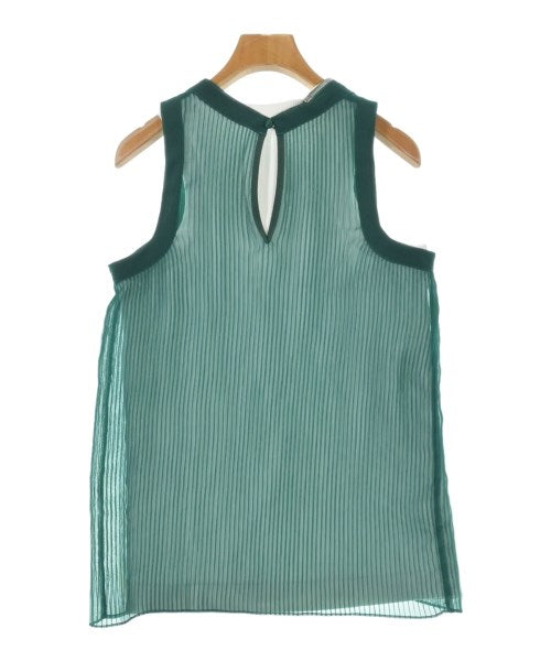 sacai แขนกุด