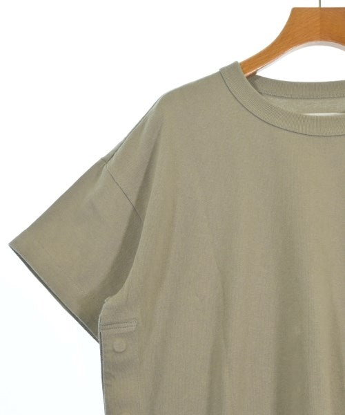 sacai เสื้อยืด/เสื้อท็อปส์