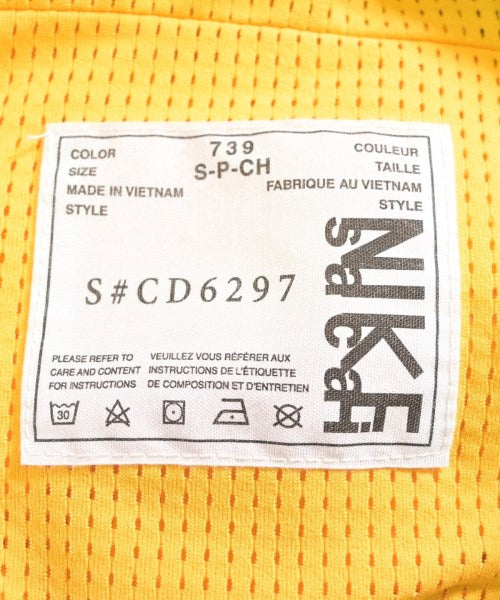 sacai เสื้อพาร์กาภูเขา