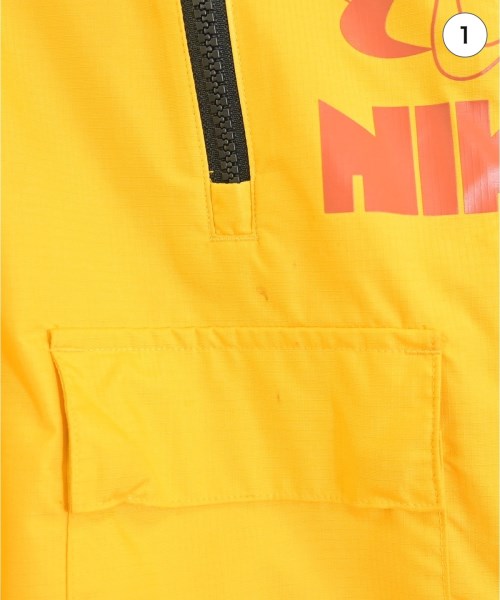 sacai เสื้อพาร์กาภูเขา