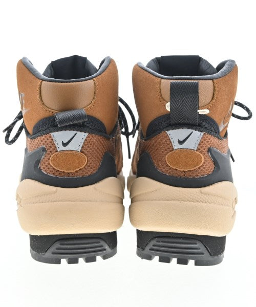 sacai รองเท้าผ้าใบ