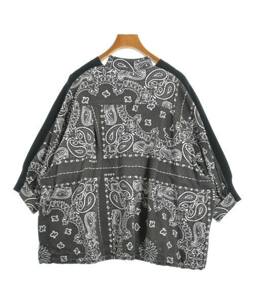 sacai เสื้อลำลอง