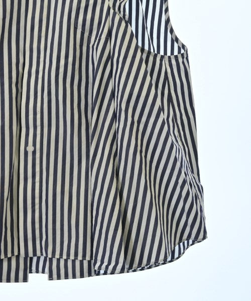 sacai เสื้อลำลอง