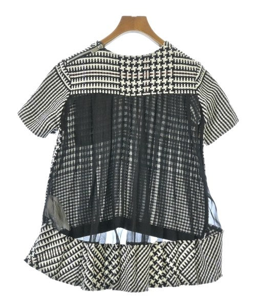 sacai เสื้อลำลอง