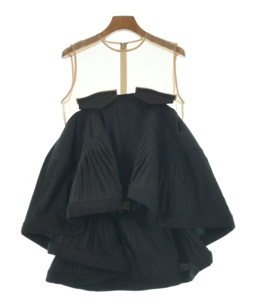 sacai เสื้อลำลอง