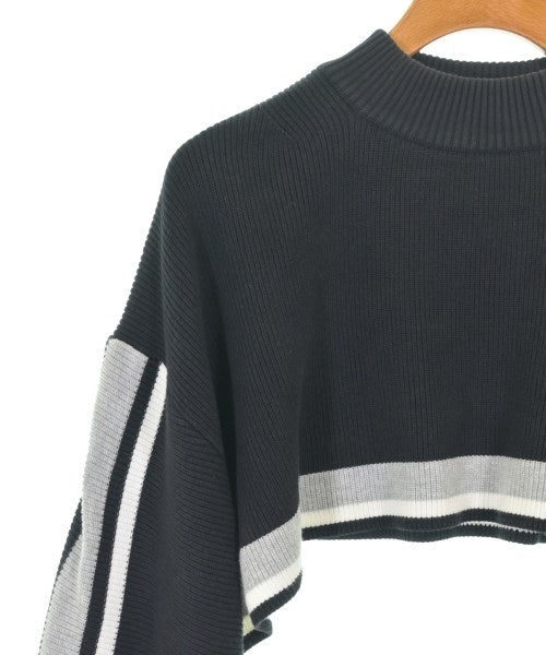 sacai เสื้อกันหนาว