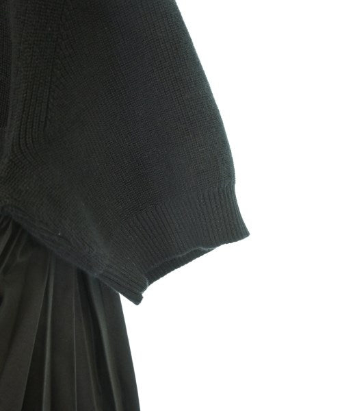 sacai เสื้อกันหนาว
