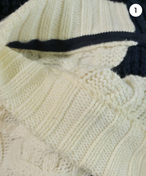 sacai เสื้อกันหนาว