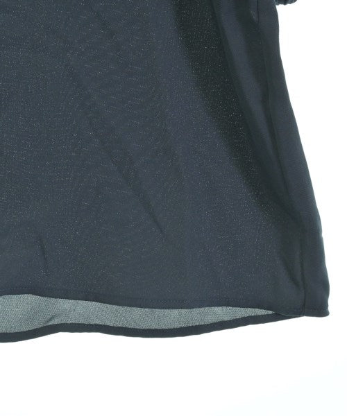 ROSSO เสื้อสตรี