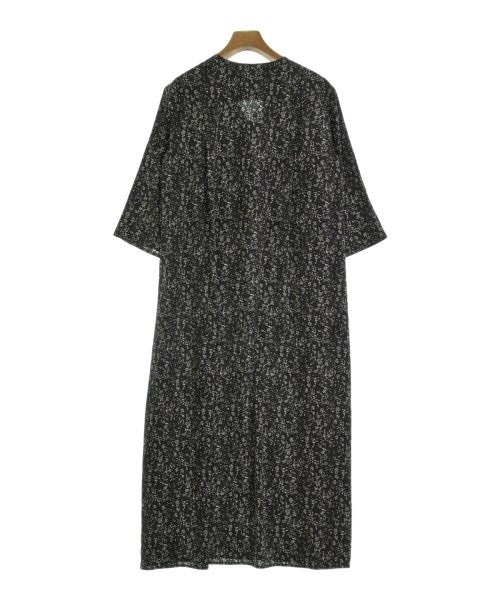 ROSSO ชุดเดรส